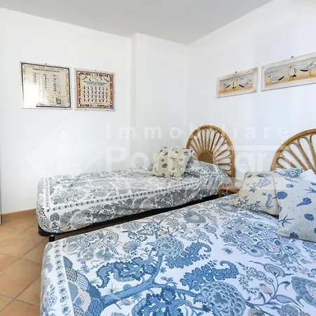 Villa 17 Centro - Splendido Trilocale Sulla Piazzetta Di Porto Faro