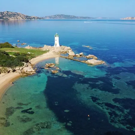 17 Centro - Splendido Trilocale Sulla Piazzetta Di Porto Faro Palau
