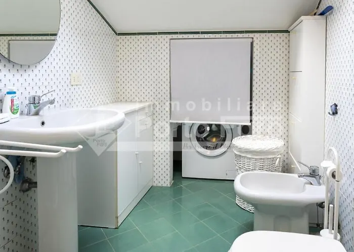 Villa 17 Centro - Splendido Trilocale Sulla Piazzetta Di Porto Faro