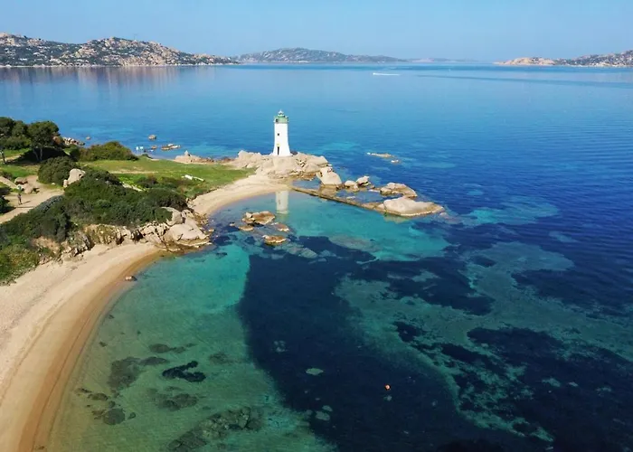 17 Centro - Splendido Trilocale Sulla Piazzetta Di Porto Faro Palau